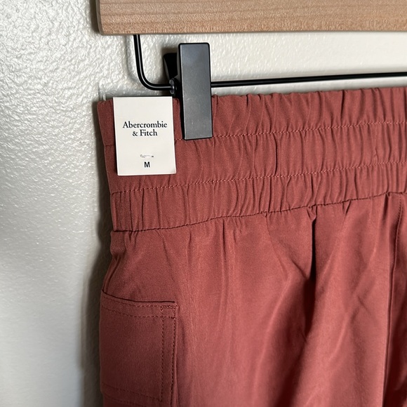 ABERCROMBIE & FITCH TRAVELER SHORTS - Picture 6 of 9